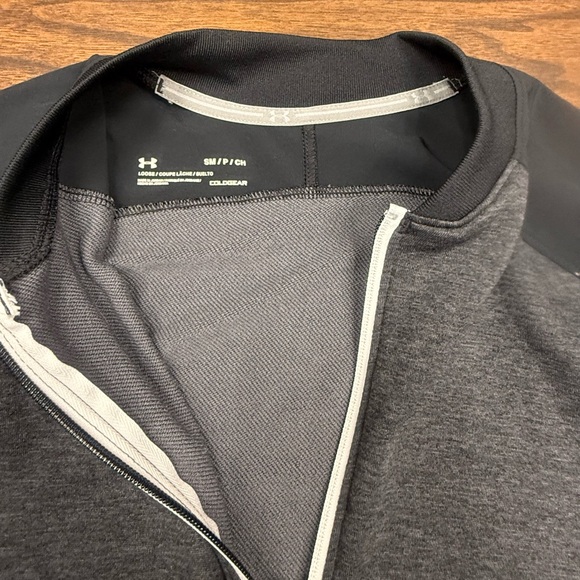 Under Armour Men's Black and Dark Gray Lightweight Track Jacket Size Small - Picture 5 of 8